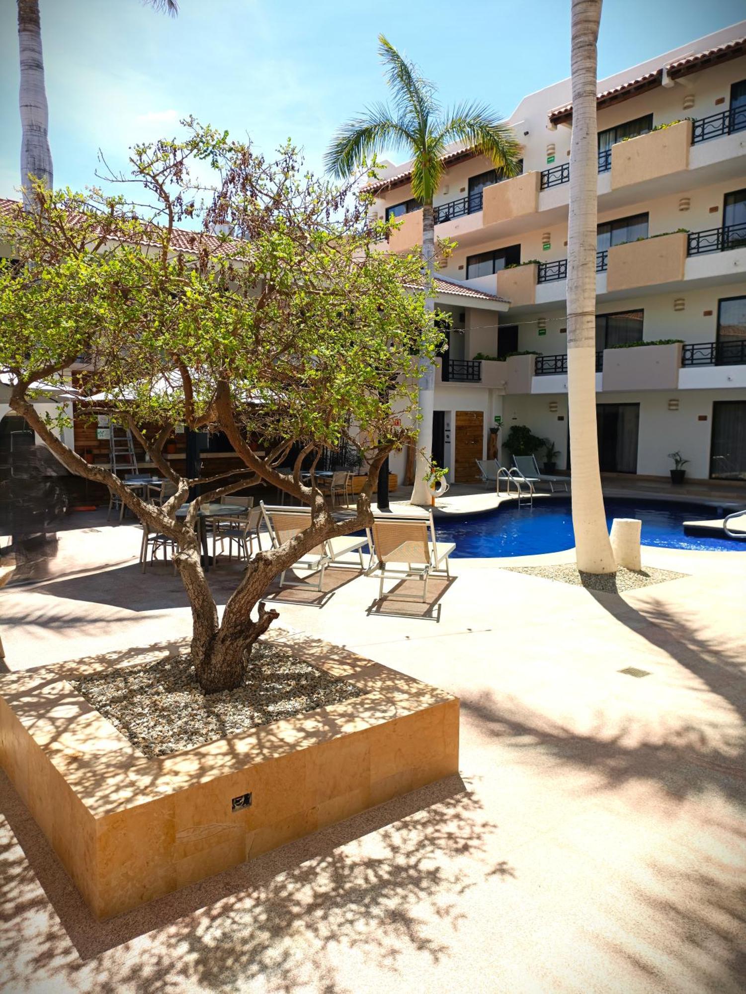 Hotel Santa Fe Los Cabos By Villa Group Кабо Сан Лукас Екстериор снимка