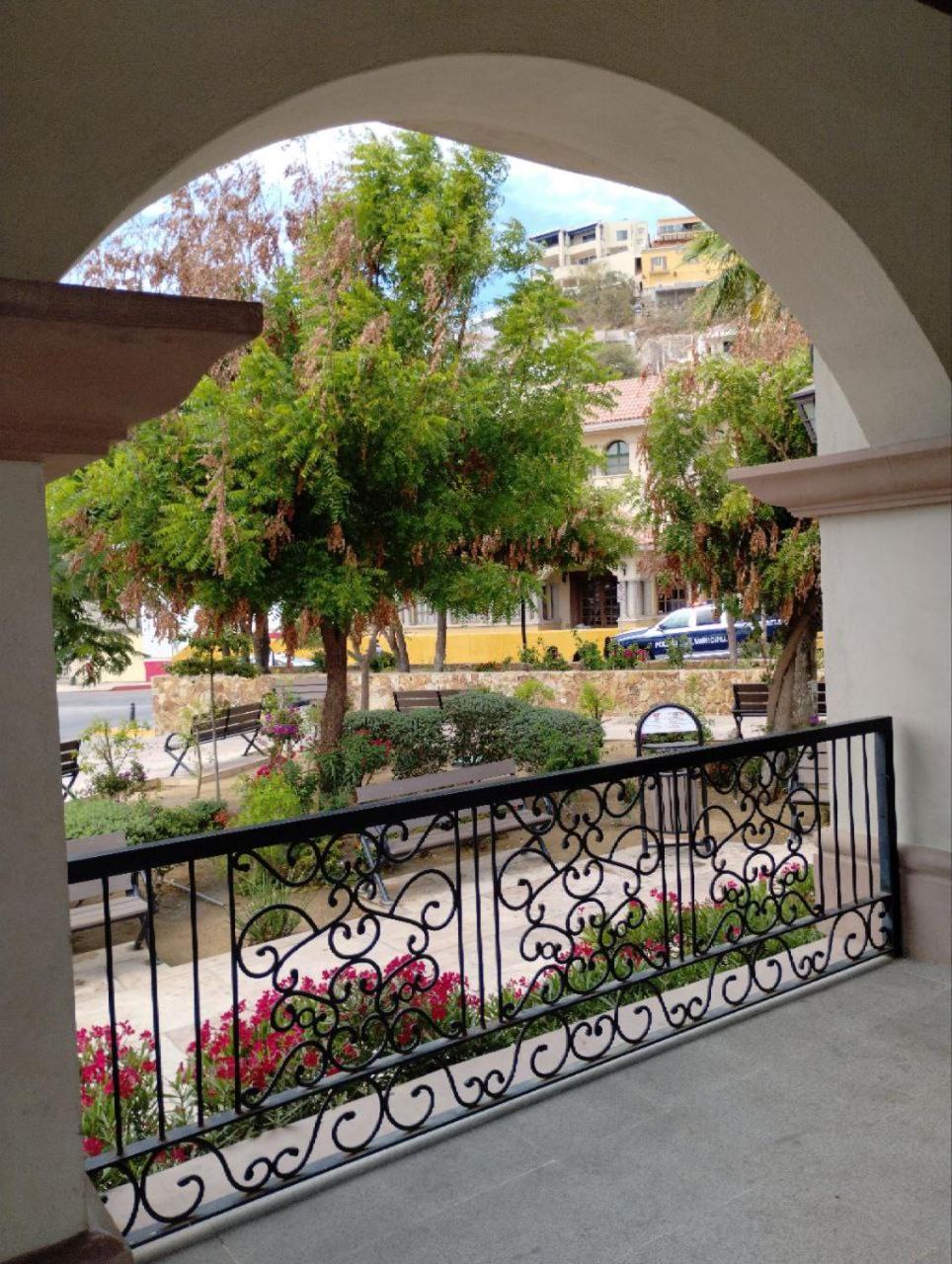 Hotel Santa Fe Los Cabos By Villa Group Кабо Сан Лукас Екстериор снимка